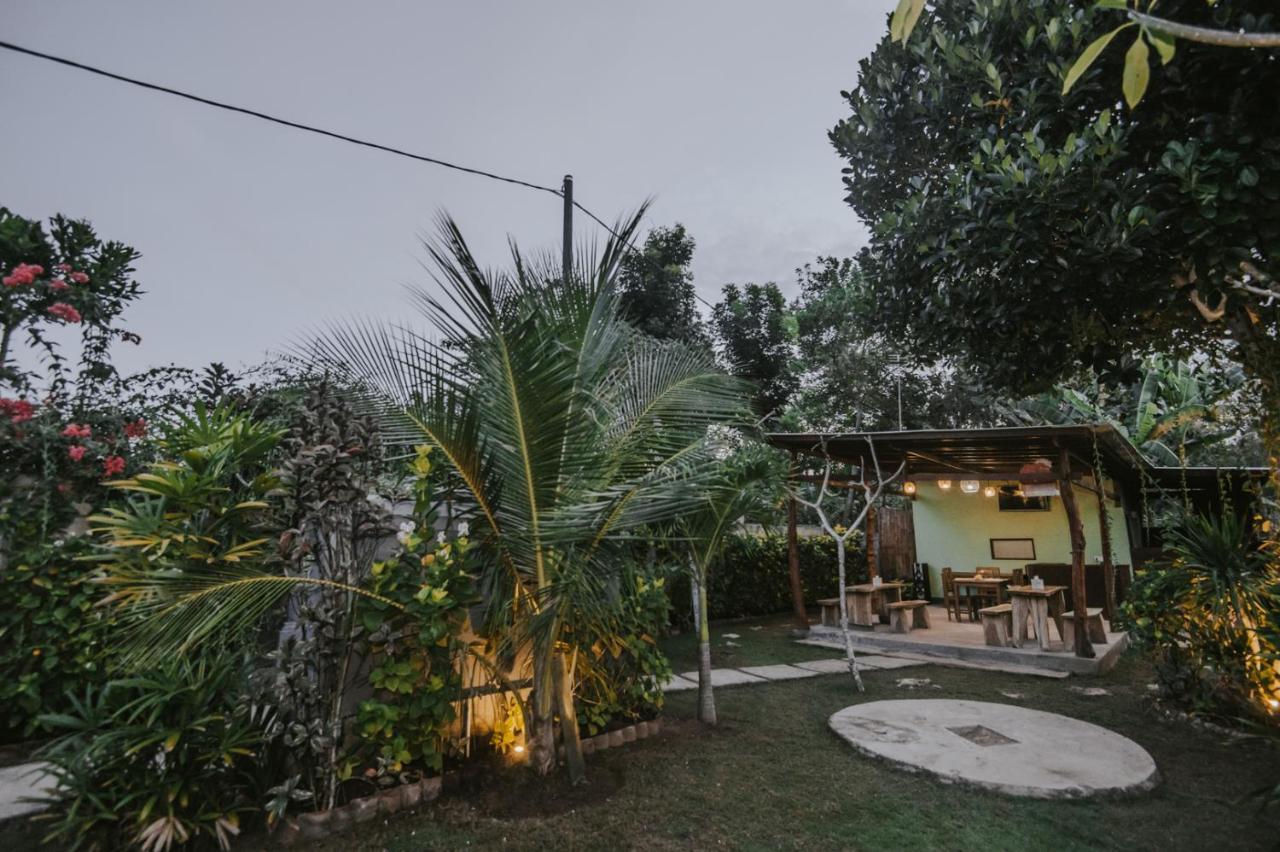 Nerima Hut Lembongan Apartamento Nusa Lembongan Exterior foto